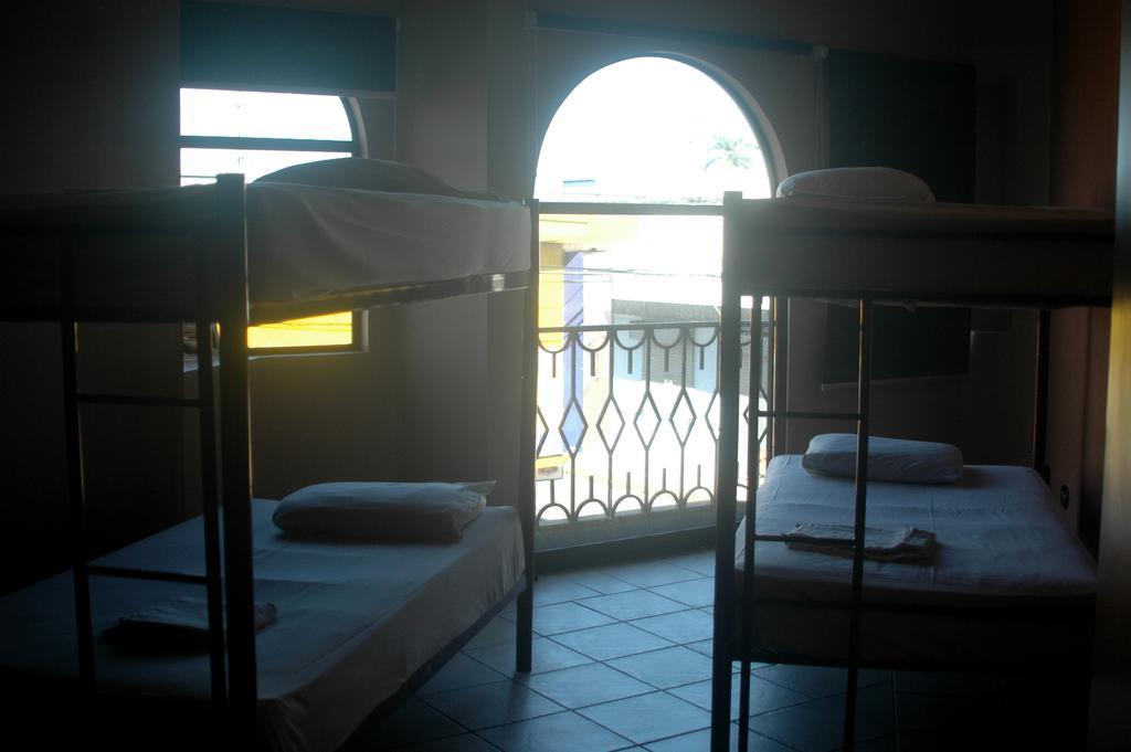 Alajuela Backpackers Airport Hostel Cameră foto