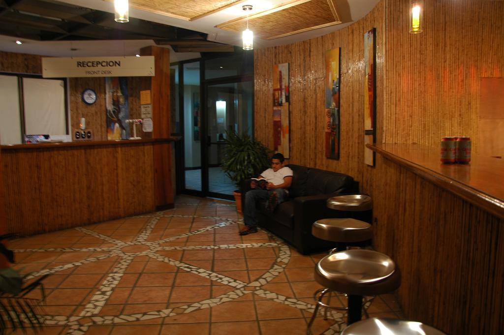 Alajuela Backpackers Airport Hostel Cameră foto